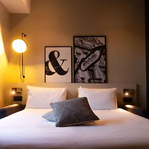 Hotel Mercure Tour Eiffel Pont Mirabeau, Paris