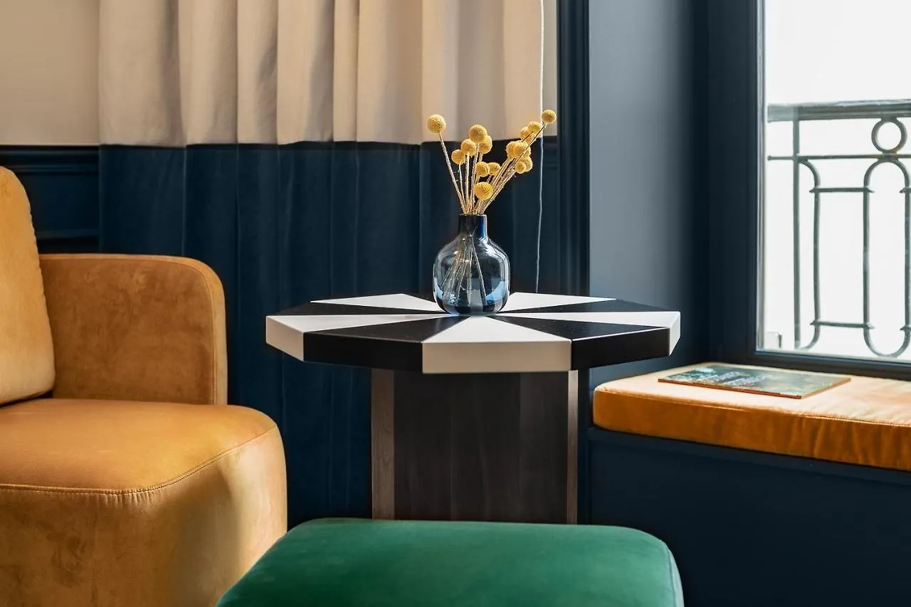 Chouchou Hotel Paris 4*,